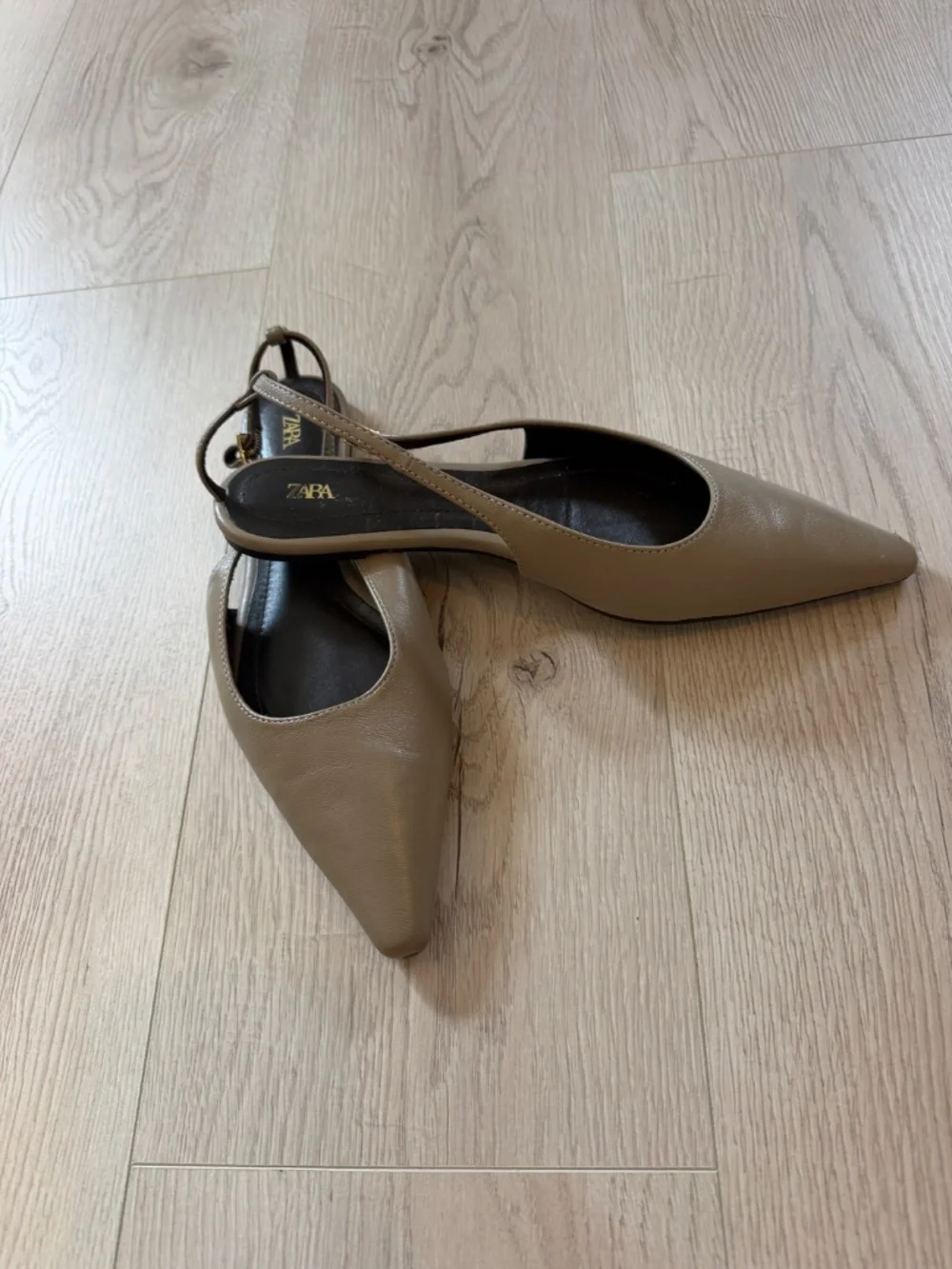 Zara Leather Slingback Shoes Color Tope Size EU 38